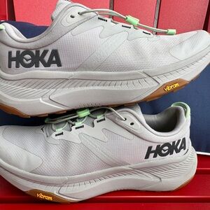 HOKA Transport